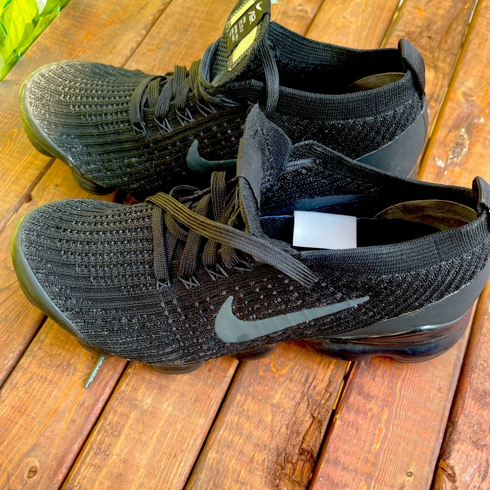 Nike vapormax size 8.5